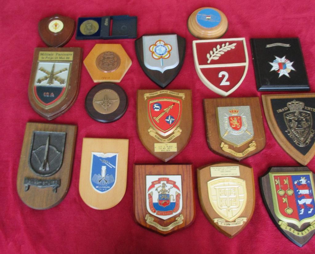 Lot van 17 schildjes E.D., Ophalen of Verzenden, Overige soorten