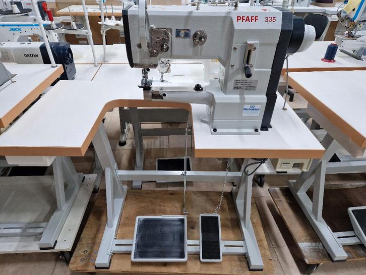 Pfaff 335 Industriële Naaimachine NIEUW, Hobby en Vrije tijd, Naaimachines en Toebehoren, Naaimachine, Pfaff, Ophalen