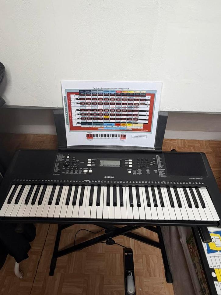Piano Yamaha E363, Musique & Instruments, Claviers, Comme neuf, 61 touches, Yamaha, Enlèvement