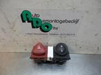 Paniekverlichtings Schakelaar van een Renault Megane (Megane, Auto-onderdelen, Gebruikt, -, Renault, -