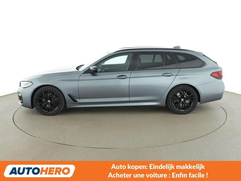 BMW 5 Serie 520 520d Mild-Hybrid xDrive M Sport (bj 2021), Auto's, BMW, Euro 6, Zilver of Grijs, 190 pk, Te koop