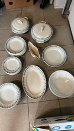 Servies compleet, Ophalen