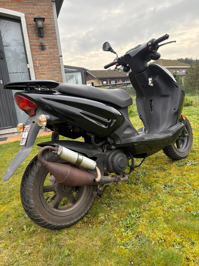 A klasse Keeway Fact 50 prijs bespreekbaar, Vélos & Vélomoteurs, Scooters | Marques Autre, Utilisé, Classe A (25 km/h), Deux-temps