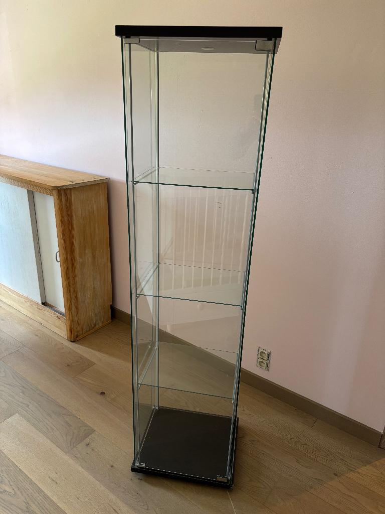 Vitrine en verre Ikea, Huis en Inrichting, Kasten | Vitrinekasten, Gebruikt, 150 tot 200 cm, Minder dan 50 cm, 25 tot 50 cm, Met deur(en)