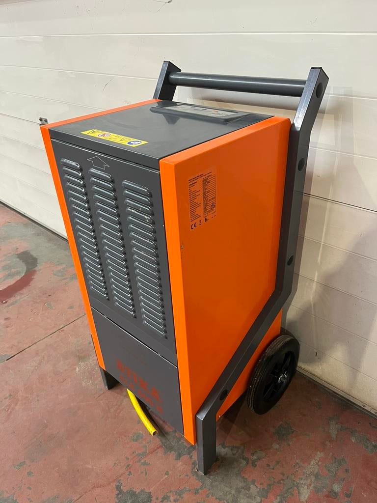 Bouwdroger te huur, Ophalen