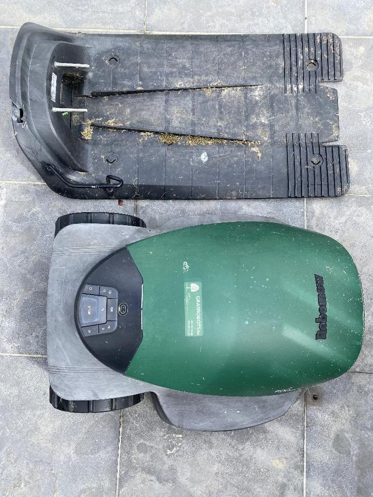 ROBOTMAAIER ROBOMOW RC306, Tuin en Terras, Robotmaaiers, Gebruikt, 20 tot 25 cm, Met regensensor, Bestuurbaar via app, Ophalen