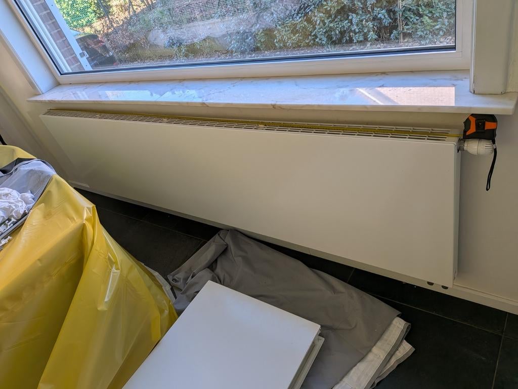 Henrad Compact Plan 240x60cm design flatfront radiator, Doe-het-zelf en Bouw, Ophalen, Radiator