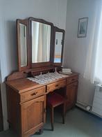 Charmante houten kaptafel met driedelige spiegel + krukje, Ophalen