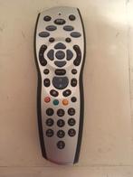 554. Orginele SKY Box afstandsbediening URC1672-00-01R01, Enlèvement ou Envoi, Neuf