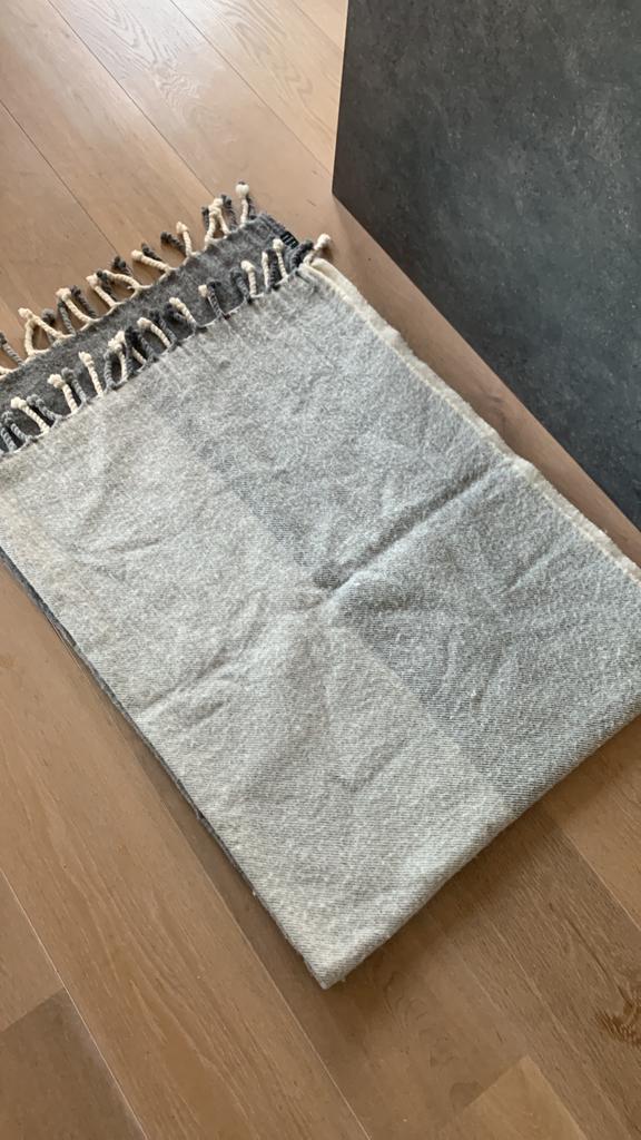 Dekentje 100% wol, Enlèvement