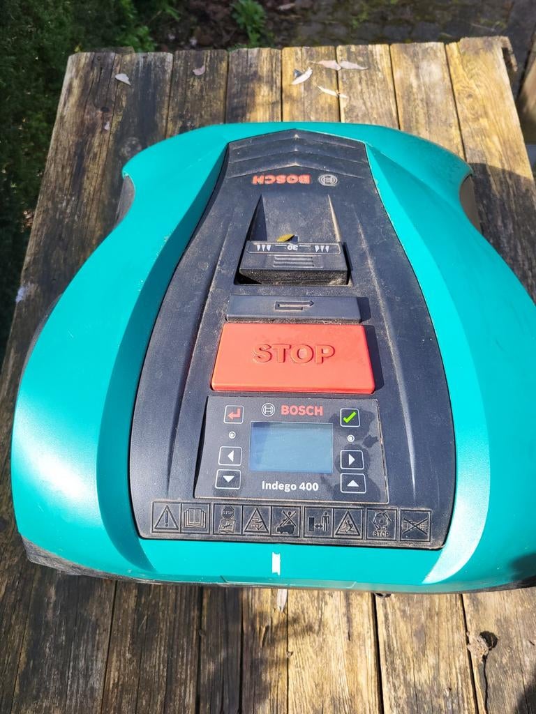 Bosch indego 400 robotmaaier, Ophalen
