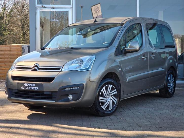 GARANTIE Citroën Berlingo 1.6 Essence/Double Cabine, Autos, Citroën, Entreprise, Berlingo, ABS, Airbags, Alarme, Radio, Porte coulissante