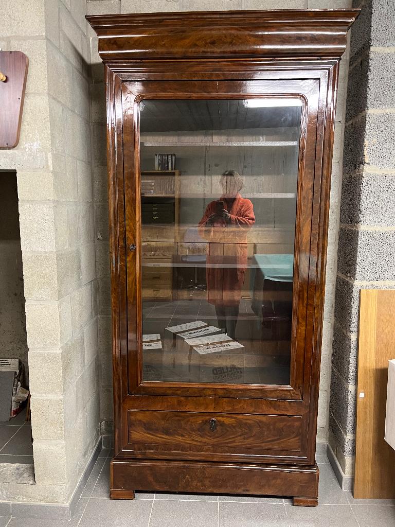 Antieke zilverkast/vitrinekast mahonie/acajou, Ophalen