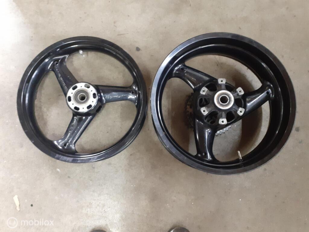 Achterwiel voorwiel wielen velgen 5.5j Monster 1000 S4  ST, Motos, Pièces | Ducati, Utilisé, Enlèvement ou Envoi