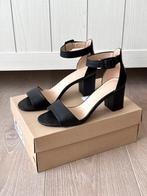 Clarks hakken maat 36, Zwart, Nieuw, Ophalen of Verzenden, Schoenen met hoge hakken