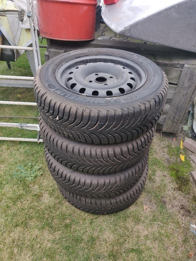 175/65 R14  michelin ET32 4x100 nieuwe winterbanden met velg, Auto-onderdelen, Banden en Velgen, Ophalen, 14 inch, 175 mm, Banden en Velgen