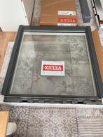 Velux sk06 . 114x 118 wit kunststof, Ophalen, Nieuw, Dakraam
