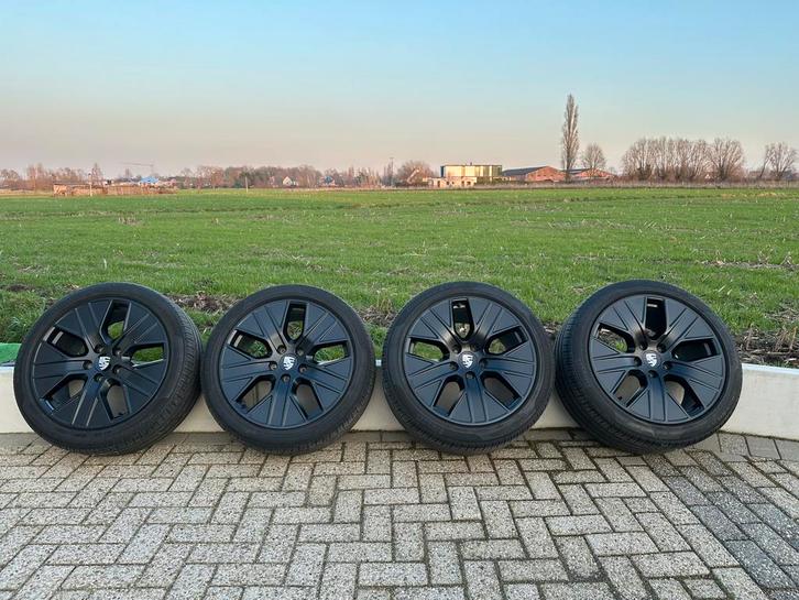 20” velgenset Porsche Taycan Aero met Pirelli zomerbanden!, Auto-onderdelen, Banden en Velgen, Banden en Velgen, Zomerbanden, 20 inch