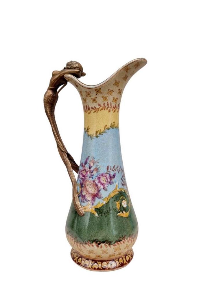 Carafe avec ornement en bronze, Antiquités & Art, Antiquités | Vases, Enlèvement