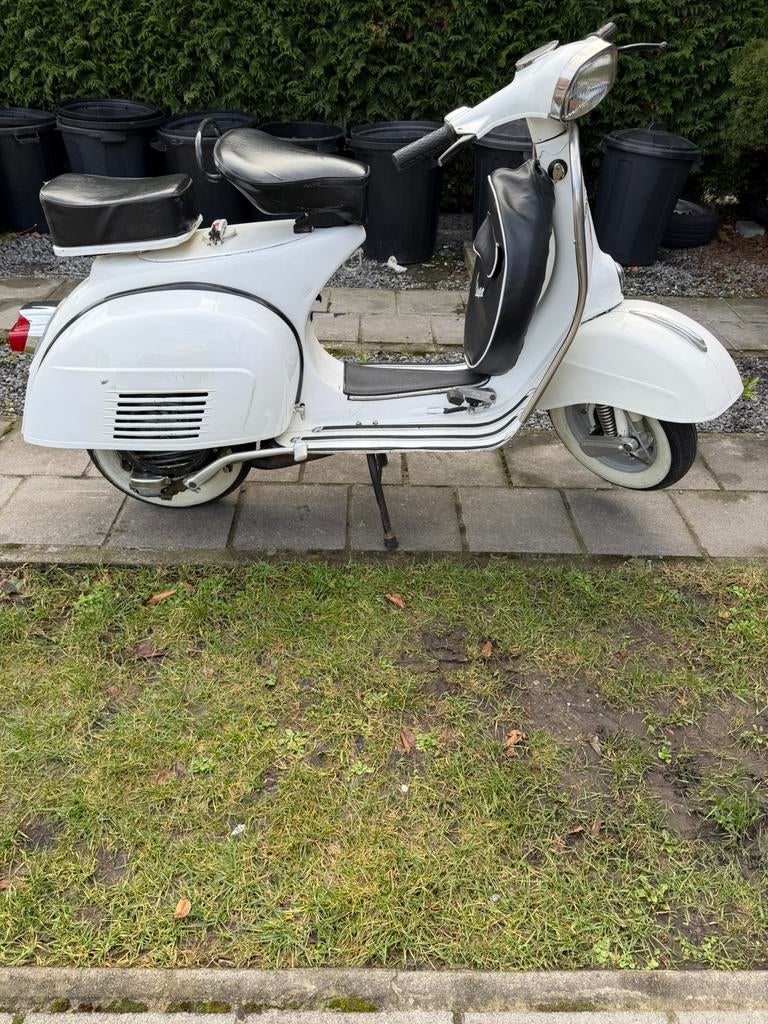 VESPA 125, Vélos & Vélomoteurs, Scooters | Vespa, Enlèvement ou Envoi, Comme neuf