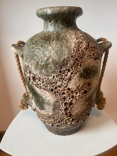 Vase vintage Dumler und Breiden Fat Lava, Antiquités & Art, Antiquités | Vases