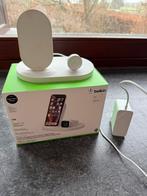 Belkin charging dock for iPhone + Apple Watch., Telecommunicatie, Mobiele telefoons | Telefoon-opladers, Ophalen, Gebruikt