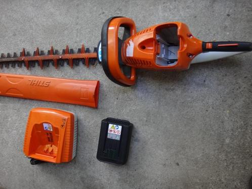 Stihl op batterijen, Tuin en Terras, Heggenscharen, Gebruikt, Accu, Ophalen