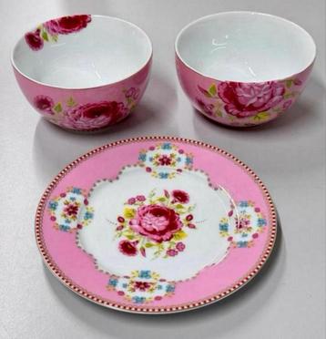 Pip Studio Pink "Ribbon Rose" 2 kom 2 schaal + schotel bord beschikbaar voor biedingen