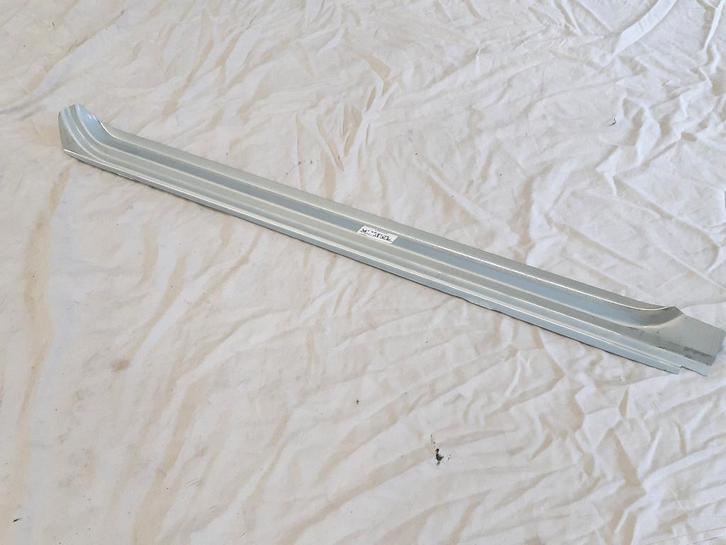 seuil de porte - Seuil droit MK3 Classic Mini Cooper, Autos : Pièces & Accessoires, Carrosserie & Tôlerie, Porte, Mini, Rover