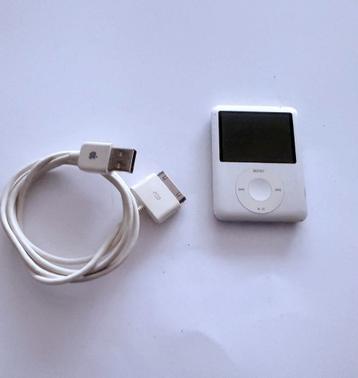 iPod nano 8gb grijs/zilver beschikbaar voor biedingen
