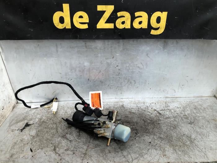 Cabriodak Motor van een Peugeot 206, Auto-onderdelen, Elektronica en Kabels, Peugeot, Gebruikt, 3 maanden garantie, Ophalen of Verzenden