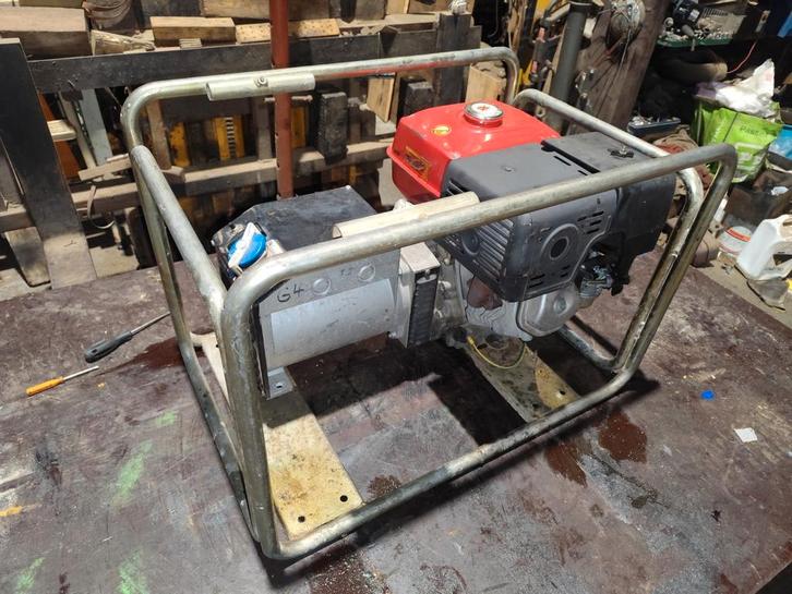 Groupe électrogène HONDA EC6000 6KVA, Bricolage & Construction, Générateurs, Utilisé, Essence, 5 à 10 kVA, Enlèvement