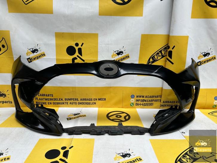 Bumper Toyota Yaris Voorbumper 52119-K0050 2019-Heden, Auto-onderdelen, Carrosserie, Bumper, Toyota, Voor, Gebruikt