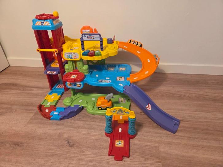 Toet toet auto's parkeergarage met takelwagen, prima staat!, Enfants & Bébés, Jouets | Vtech, Enlèvement