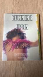 Kate Tempest - Running Upon The Wires, Boeken, Streekboeken en Streekromans, Ophalen of Verzenden, Nieuw, Kate Tempest