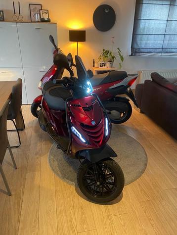 Unieke Piaggio Zip i-GET Euro 4 – Candy Red - Klasse A beschikbaar voor biedingen