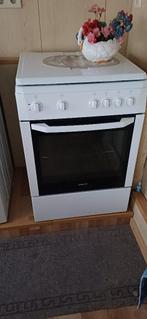 BEKO FSS 66000 GW, Electroménager, Cuisinières, 4 zones de cuisson, Comme neuf, Enlèvement, Autoportant