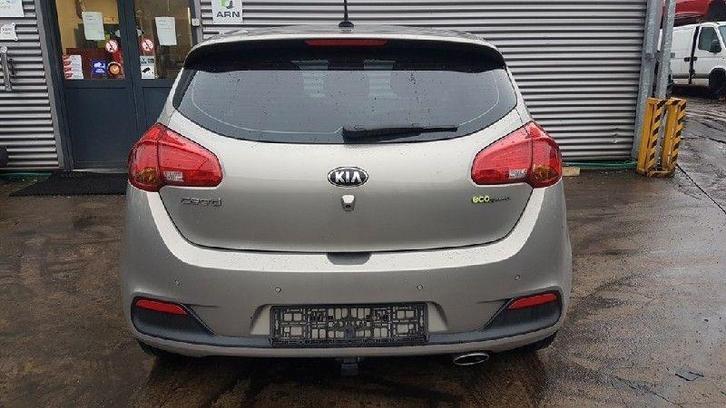 PARE-CHOCS ARRIÈRE Kia Cee'd (JDB5) (01-2012/07-2018), Autos : Pièces & Accessoires, Carrosserie & Tôlerie, Pare-chocs, Kia, Arrière