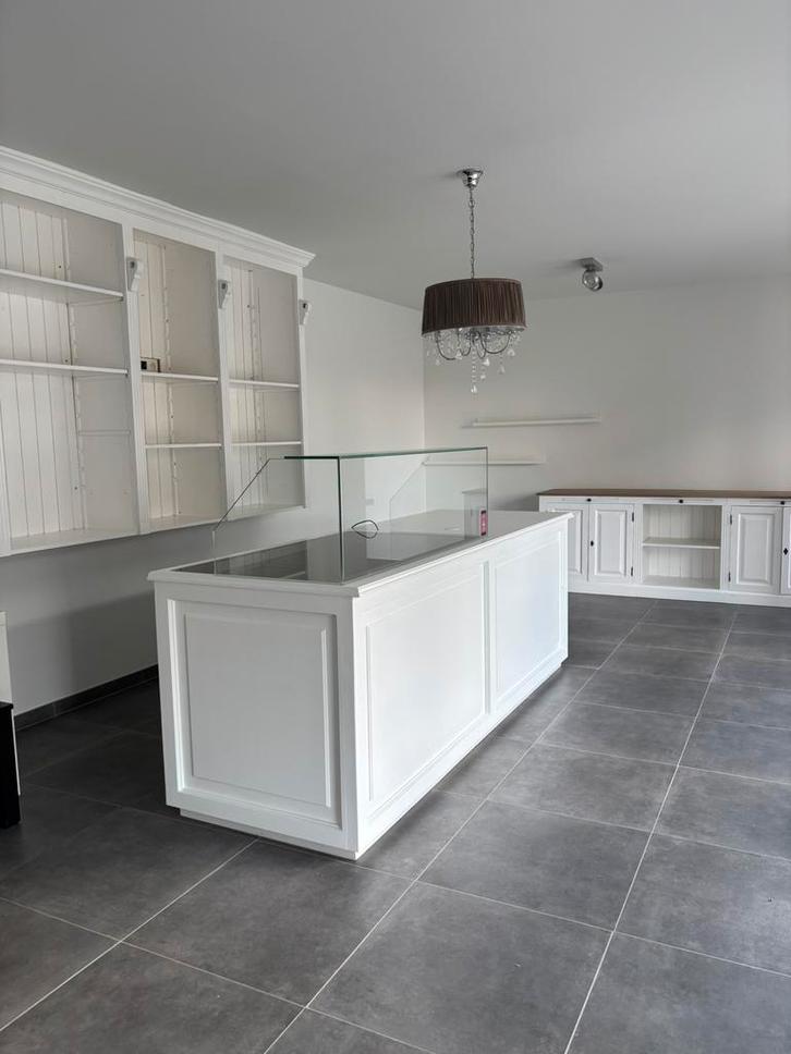 Winkel toog - met marmeren (koel) blad, Zakelijke goederen, Kantoor en Winkelinrichting | Kantoormeubilair en Inrichting, Inrichting