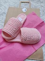 Chaussons faits à la main., Vêtements | Femmes, Chaussures, Neuf, Enlèvement ou Envoi, Rose, Pantoufles