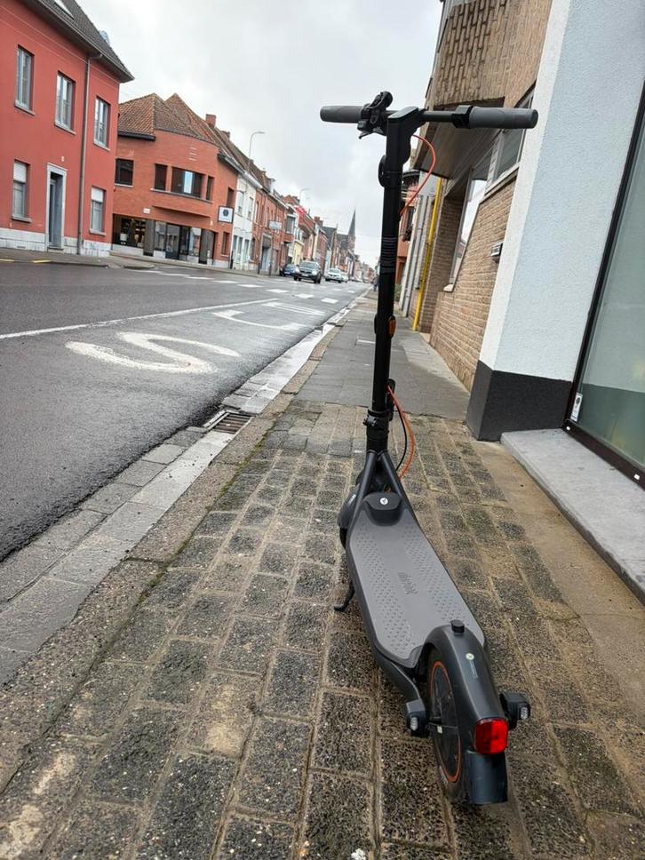 Segway Ninebot f65i, Vélos & Vélomoteurs, Trottinettes, Comme neuf, Step électrique (E-scooter), Enlèvement