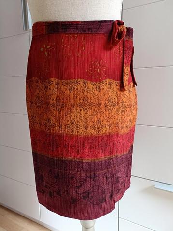 Petite jupe portefeuille colorée Etam 