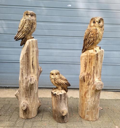 Diverse houtsnijwerken van een uil tuinbeeld houtsculptuur, Tuin en Terras, Tuinbeelden, Zo goed als nieuw, Dierenbeeld, Hout