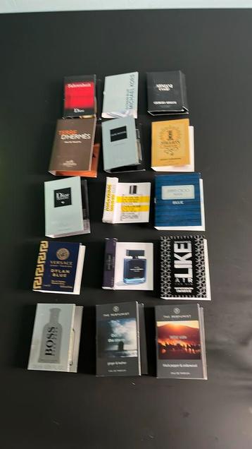 Lot de 15 parfums beschikbaar voor biedingen