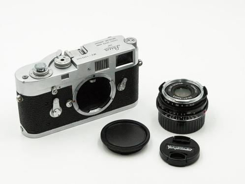 Leica M2 (CLA'd) + Voigtländer Color-Skopar 35mm F2.5, Audio, Tv en Foto, Fotocamera's Analoog, Refurbished, Leica, Ophalen of Verzenden