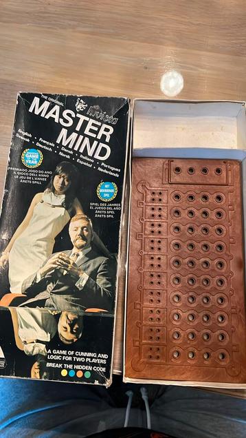 Mastermind, Enlèvement, Comme neuf