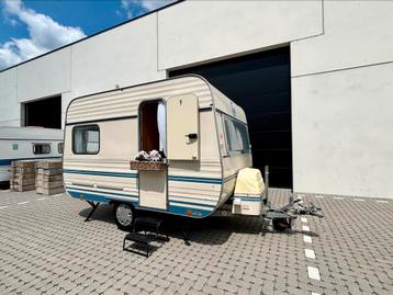 PERFECT ONDERHOUDEN CARAVAN TE KOOP beschikbaar voor biedingen