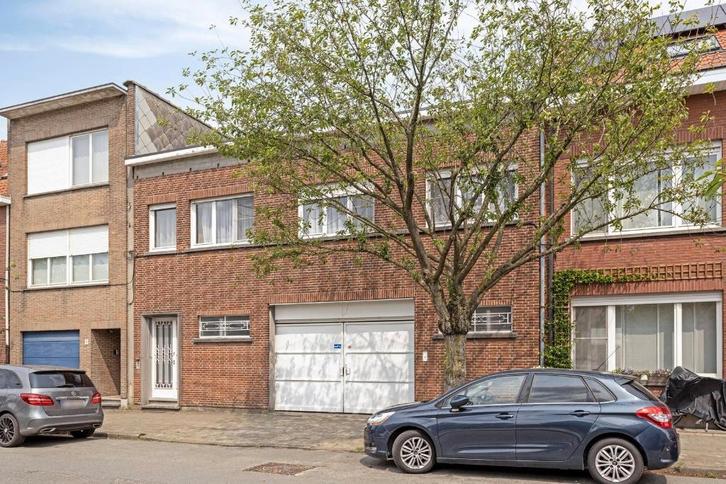 OPBRENGSTEIGENDOM TE WILRIJK, Immo, Maisons à vendre, Province d'Anvers, 200 à 500 m², Habitation avec espace professionnel, Ventes sans courtier