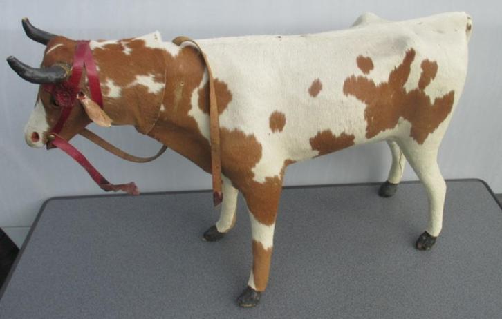 vintage speelgoed loeiende koe, met koeienvel, Antiek en Kunst, Antiek | Speelgoed, Verzenden