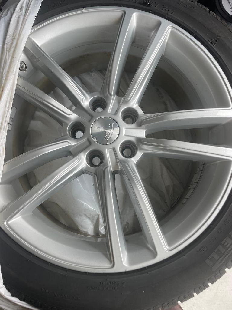 Aluminium Tesla velgen x4: type 245/45 R19, Auto-onderdelen, Banden en Velgen, Banden en Velgen, Personenwagen, Ophalen, 19 inch